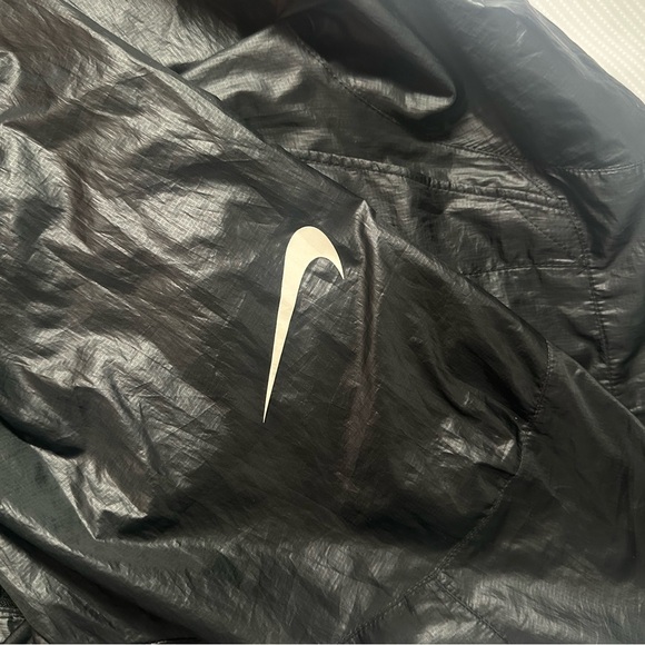 Nike Golf Jacket - Picture 2 of 6